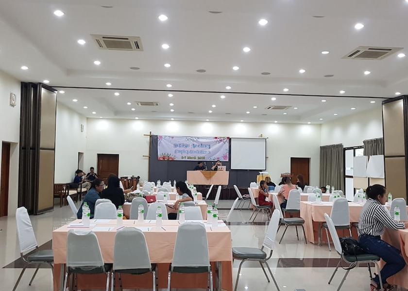 Suphan Buri Si Prachan Meeting Room