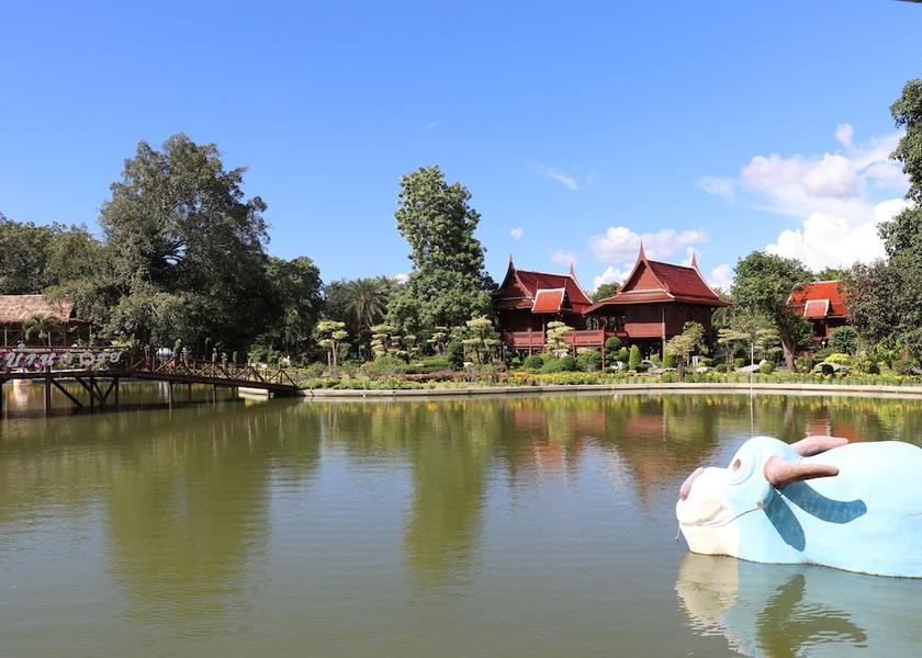 Suphan Buri Si Prachan View from Property