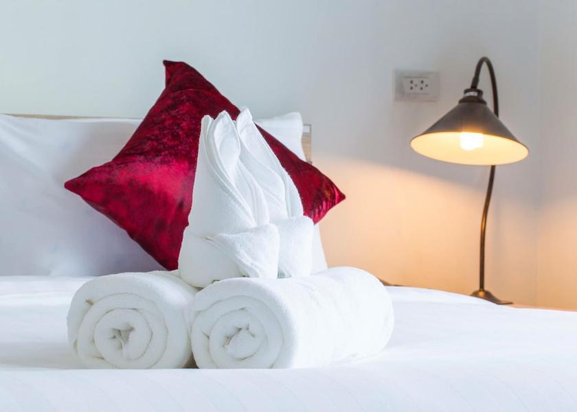 Phuket Province Thep Krasattri Room