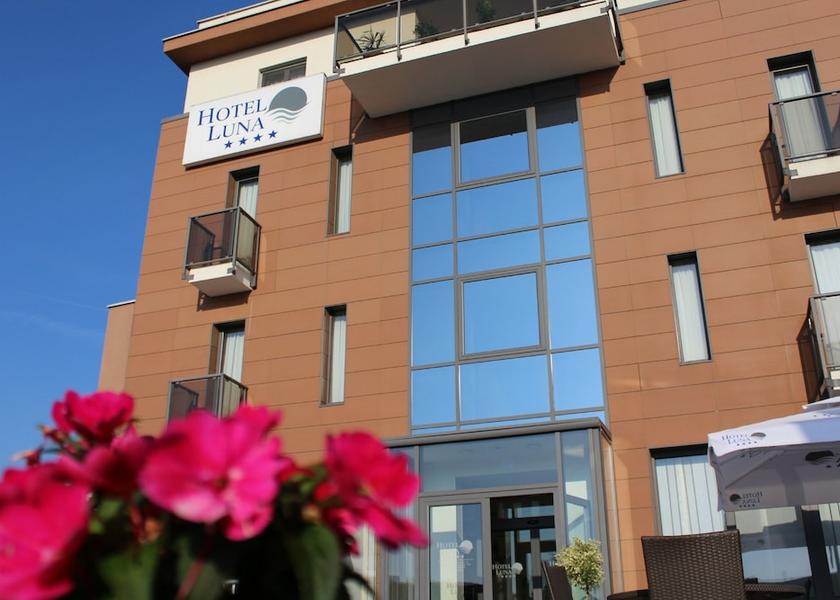 Herzegovina-Neretva Canton Medjugorje Facade