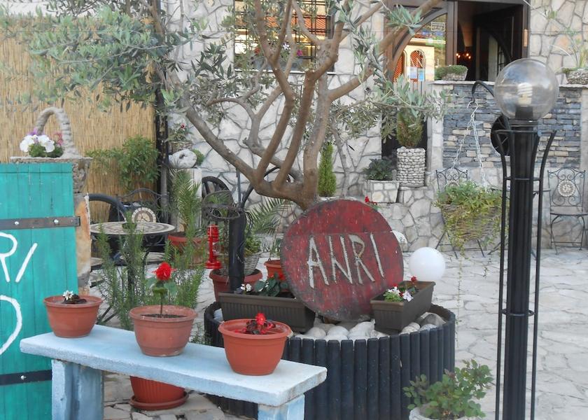 Herzegovina-Neretva Canton Mostar Porch