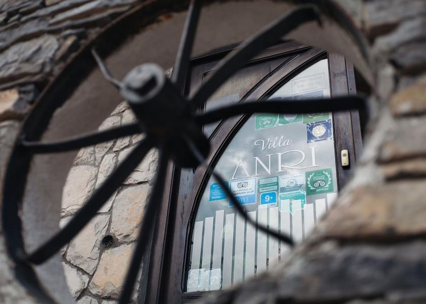 Herzegovina-Neretva Canton Mostar Entrance