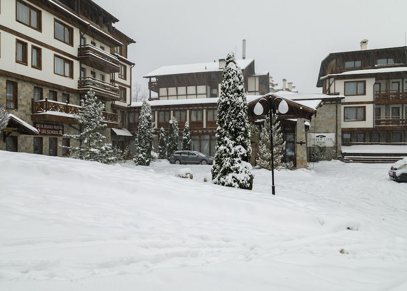  Bansko Facade