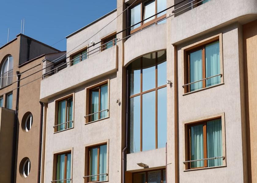  Varna Facade