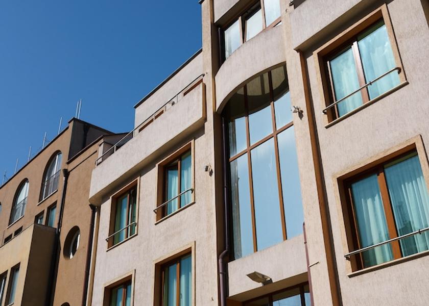  Varna Facade