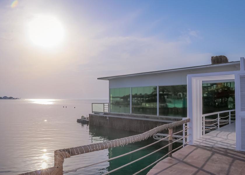  Manama Exterior Detail