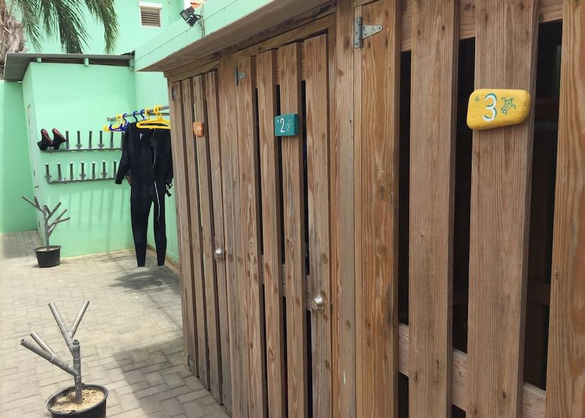  Kralendijk Snow and Ski Sports