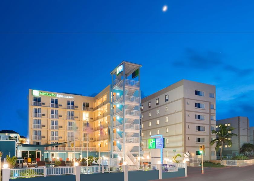  Nassau Exterior Detail