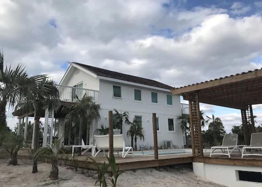 Central Eleuthera North Palmetto Point Exterior