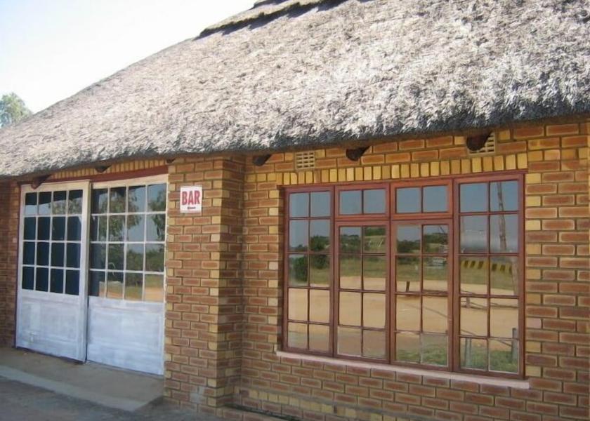  Ramokgwebana Exterior Detail