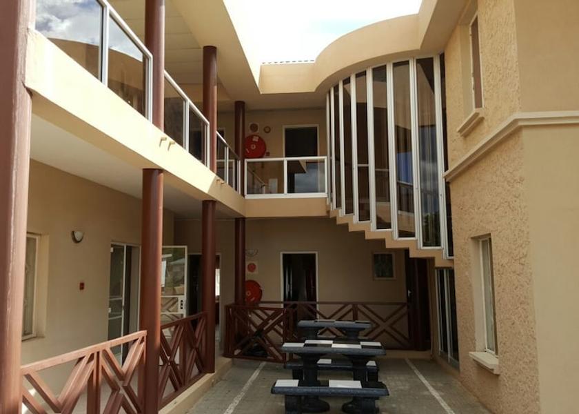 North-East Francistown Courtyard