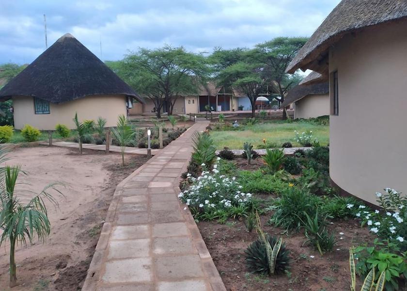  Kasane Exterior Detail