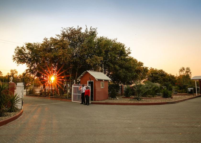  Maun Property Grounds