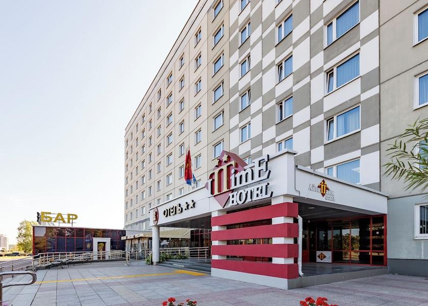  Minsk Exterior Detail