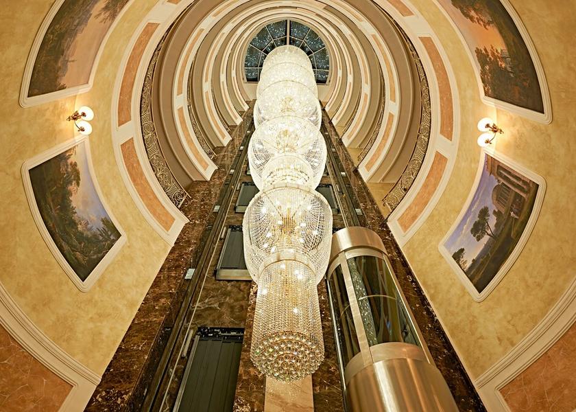  Minsk Interior Entrance