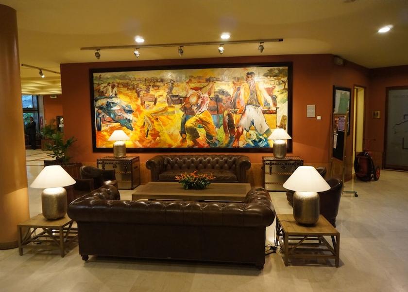  Kinshasa Lobby