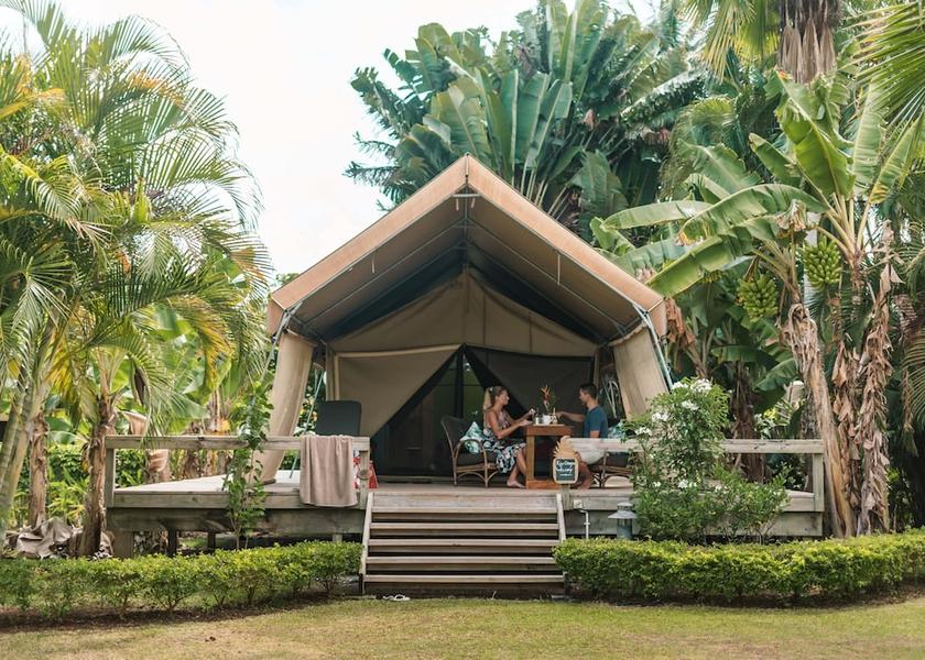  Rarotonga Exterior Detail