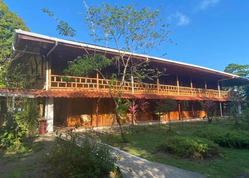 Limón Province Colorado Exterior Detail