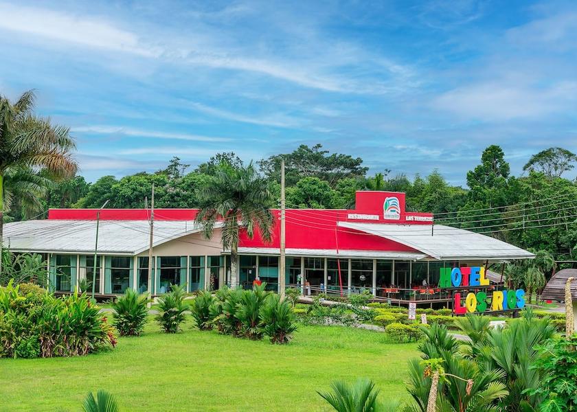 Limon Guacimo Exterior Detail