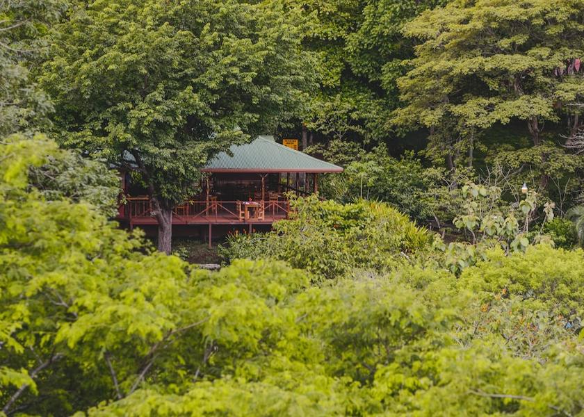 Puntarenas Tarcoles Exterior Detail