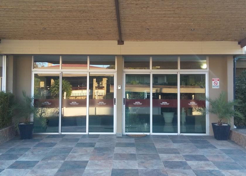 Alajuela Ciudad Cariari Exterior Detail