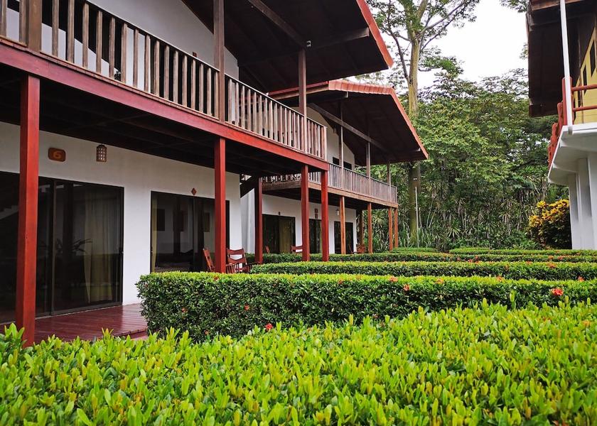 Puntarenas Puerto Jimenez Exterior Detail