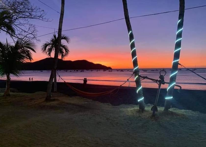 Guanacaste Coco Exterior Detail