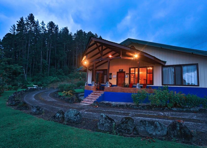 Alajuela La Fortuna Room