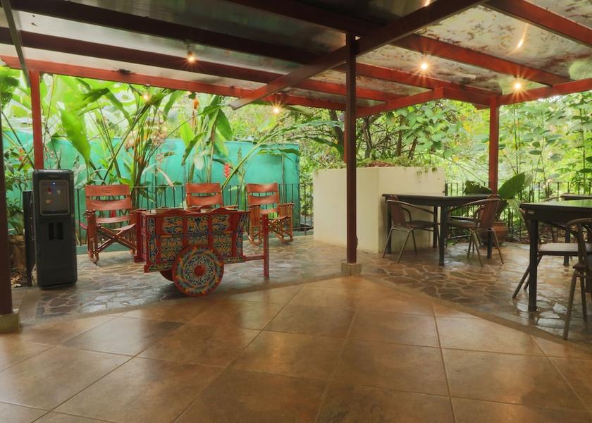 Heredia Sarapiqui Exterior Detail