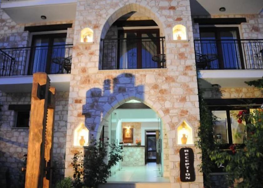 Paphos Droushia Front of property - evening/night