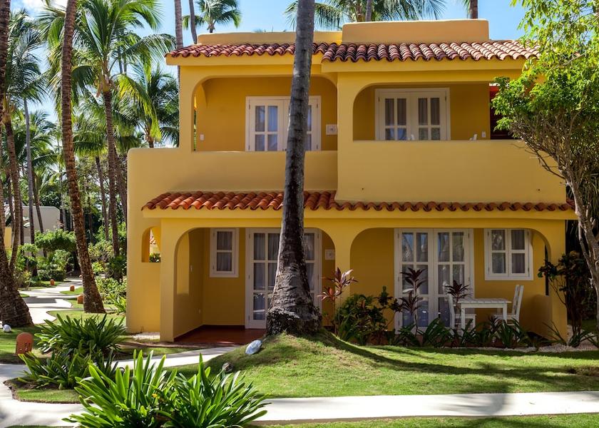 La Altagracia Punta Cana Front of property