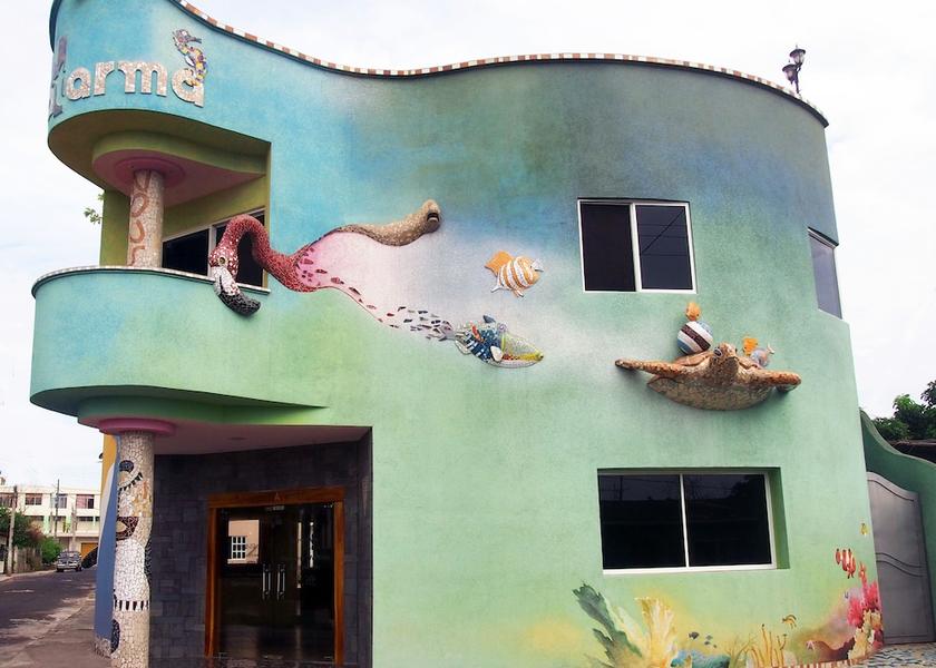 Galapagos Puerto Baquerizo Moreno Facade