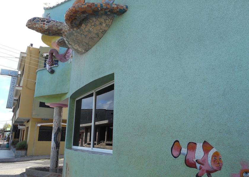 Galapagos Puerto Baquerizo Moreno Facade