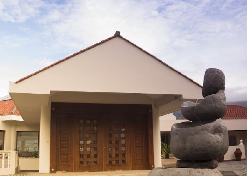 Imbabura Otavalo Property entrance