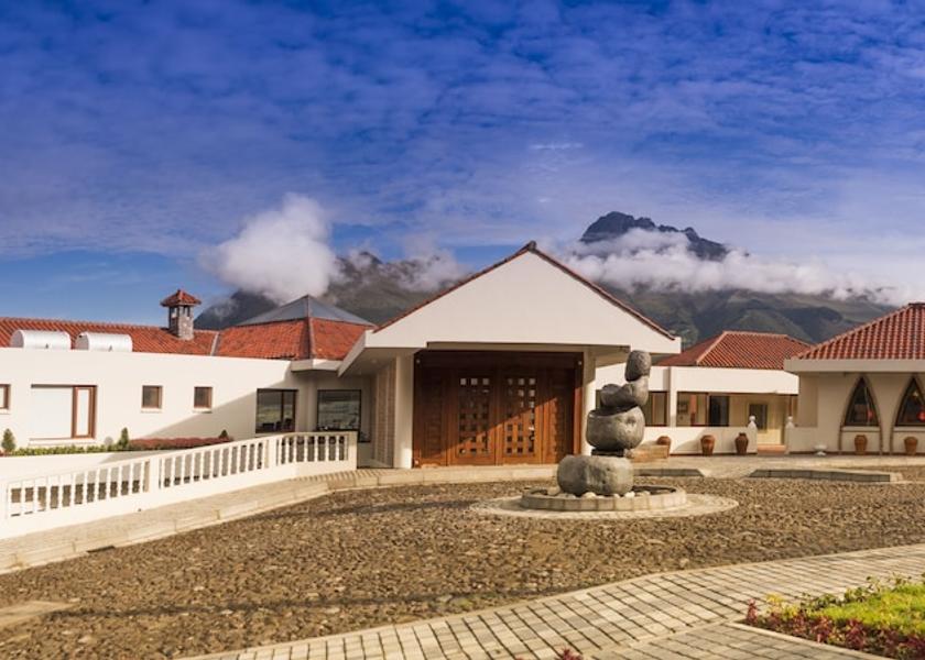 Imbabura Otavalo Front of property