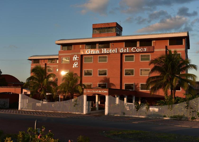 Orellana Coca Hotel Exterior