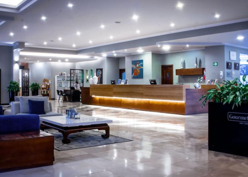 Azuay Cuenca Reception