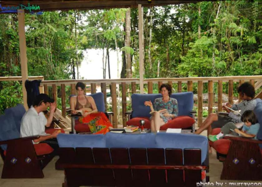 Sucumbíos Pañacocha Lobby sitting area