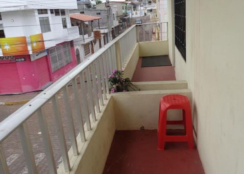 Galapagos Puerto Ayora Terrace