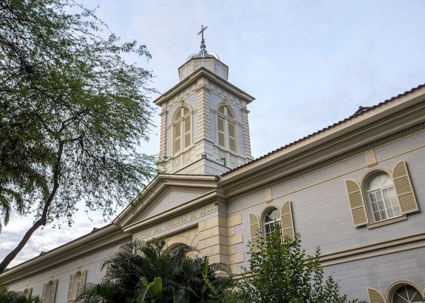 Pichincha Guayaquil Facade