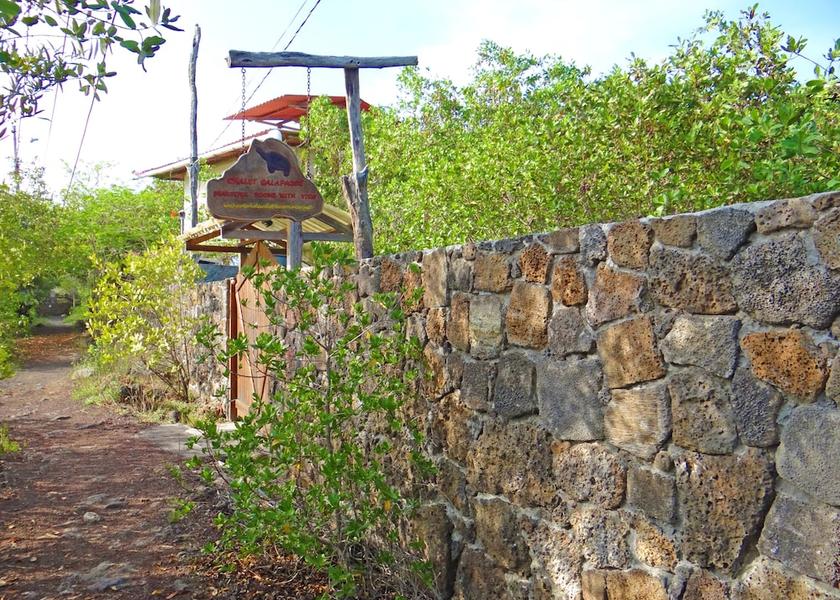 Galapagos Puerto Ayora Entrance
