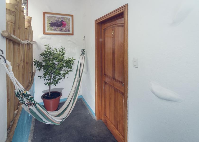 Galapagos Puerto Ayora Interior Entrance