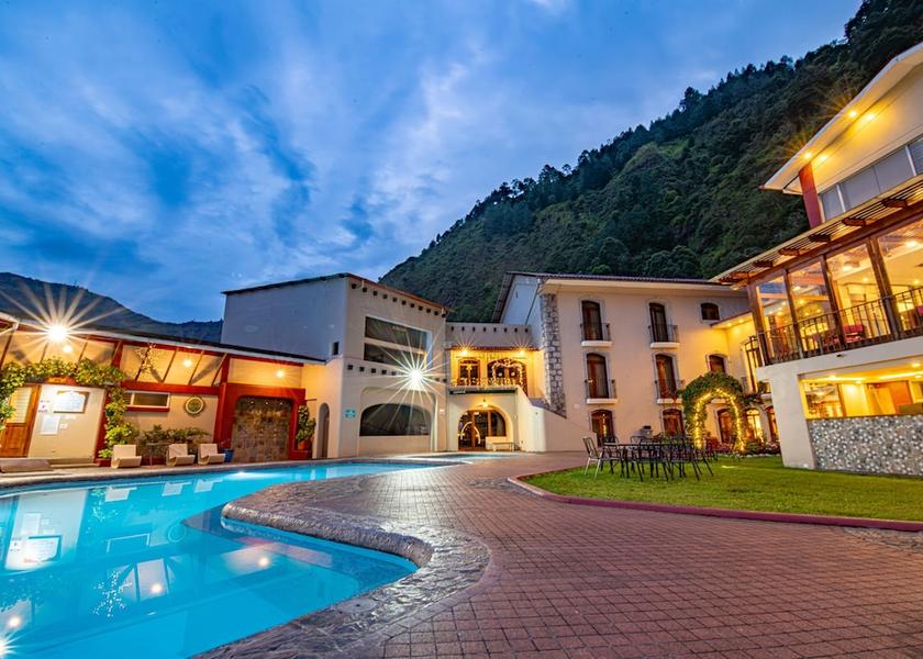 Tungurahua Baños de Agua Santa Pool