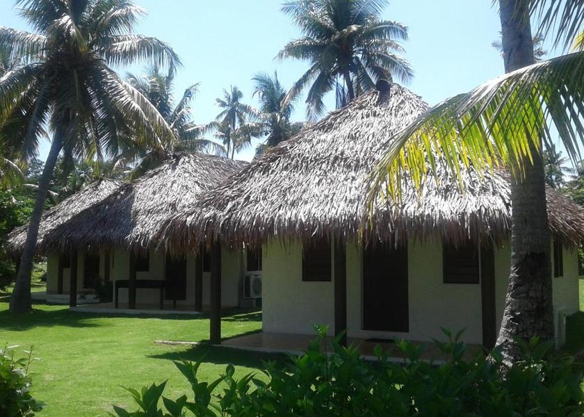 Western Division Bekana Island Hotel Exterior