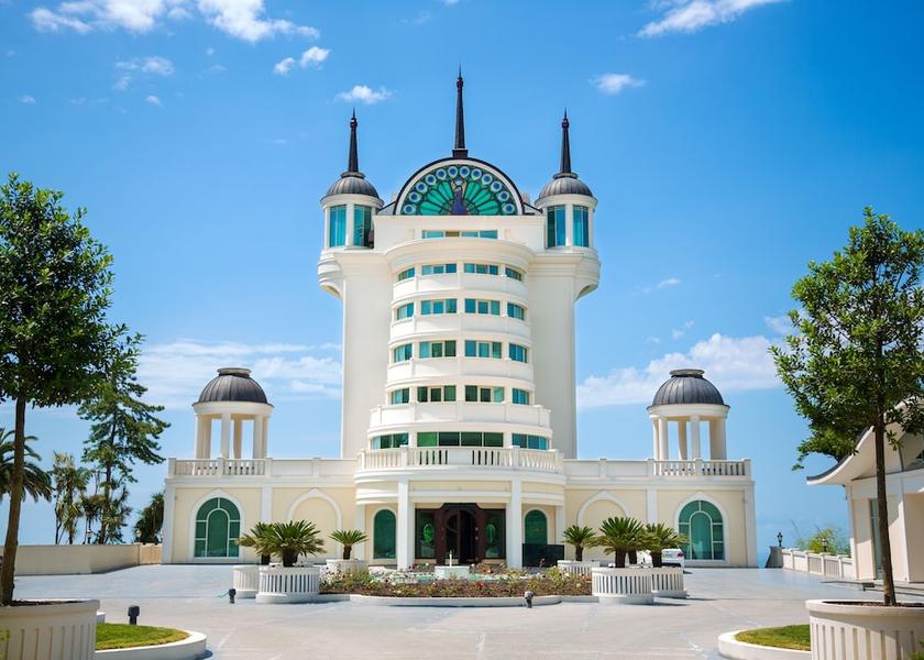 Adjara Tsikhisdziri Facade