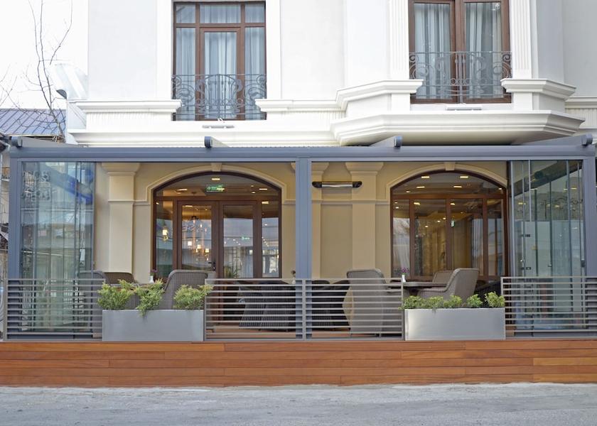 Tbilisi Exterior