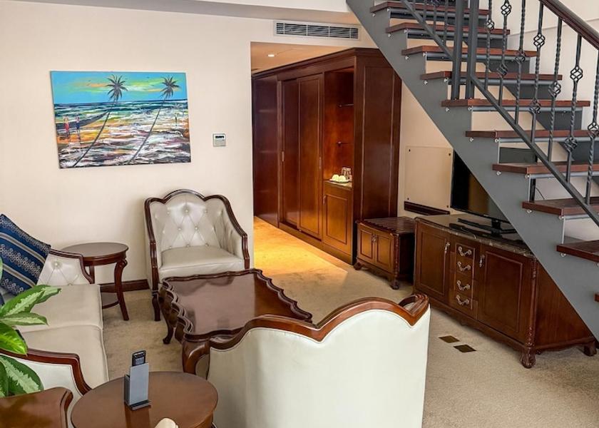  Accra Living area