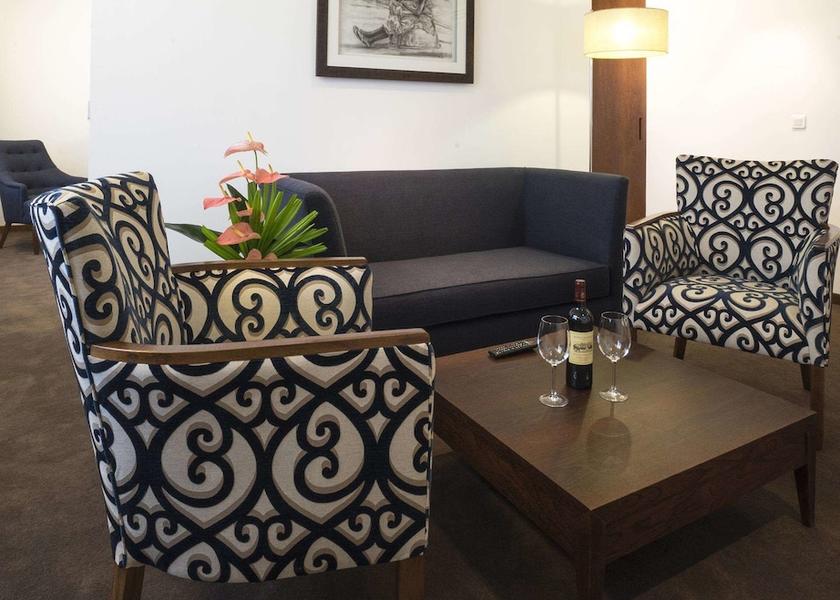  Accra Room