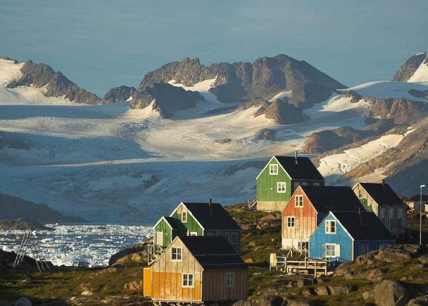  Kulusuk Exterior Detail