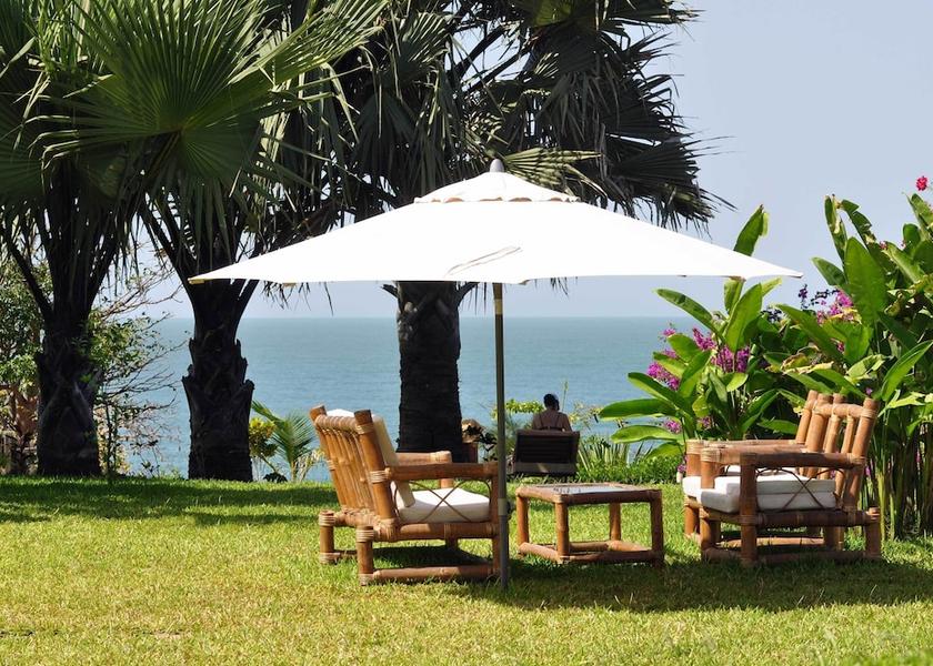  Serrekunda Exterior Detail